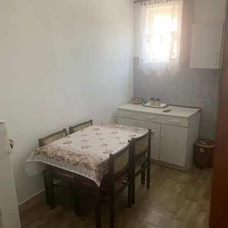 Nikola S House Apartment *